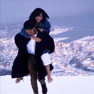 久久久久青草线焦综合
